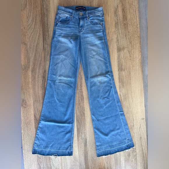 Express wide leg jeans, like new - Picture 1 of 4